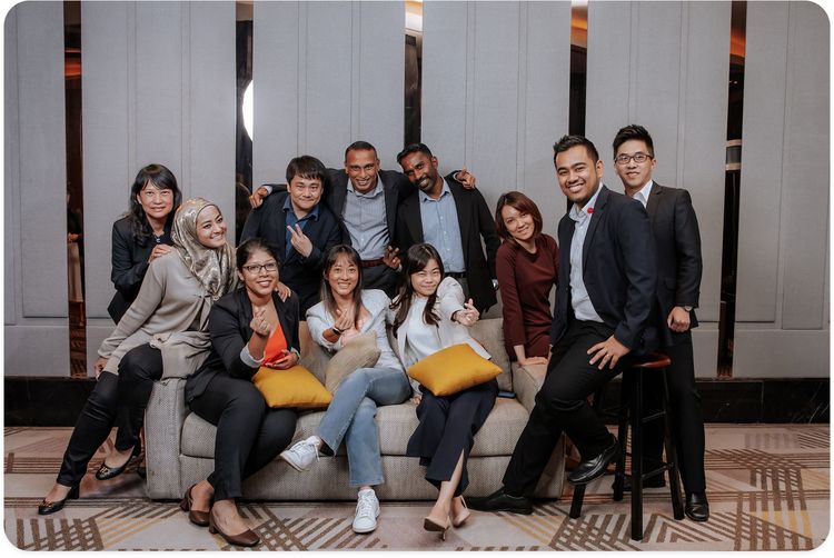 Merchantrade Staff